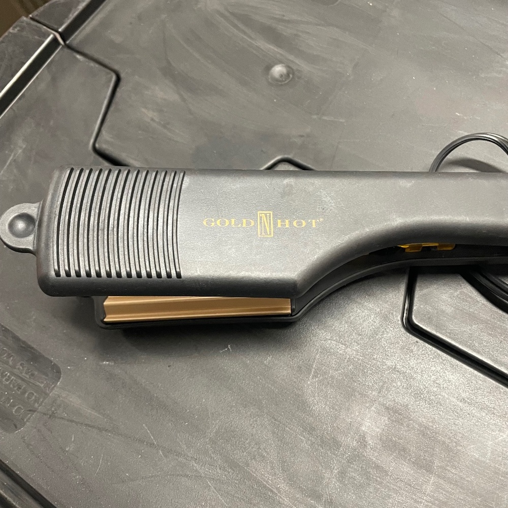 Gold N' Hot Professional 2 Inch Hair Crimping Iron